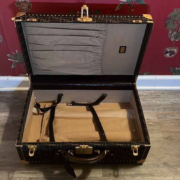 Fendi unisex FF Zucca monogram logo luggage trunk briefcase bag !collectable! - Picture 17 of 17